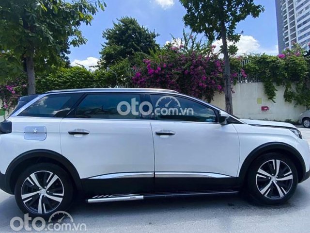 Bán xe Peugeot 5008 năm 2019, màu trắng còn mới, giá tốt