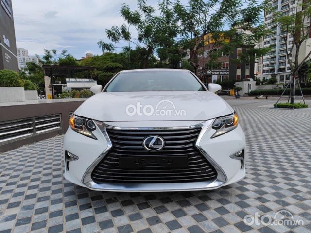 Cần bán Lexus ES 250 năm 2016, màu trắng, nhập khẩu, bank 75% nhanh gọn