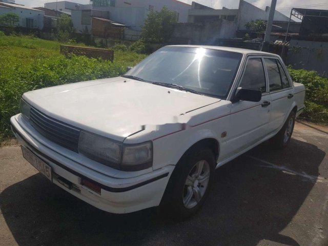 Bán ô tô Nissan Bluebird năm 1985, màu trắng, nhập khẩu nguyên chiếc0