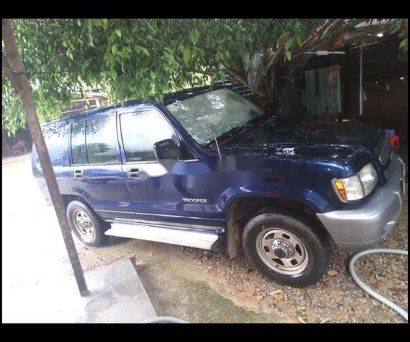 Bán ô tô Isuzu Trooper năm 2003, xe nhập còn mới, giá chỉ 90 triệu0