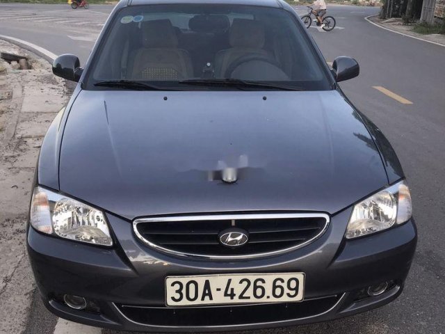 Cần bán xe Hyundai Verna sản xuất năm 2009, màu đen, nhập khẩu  
0