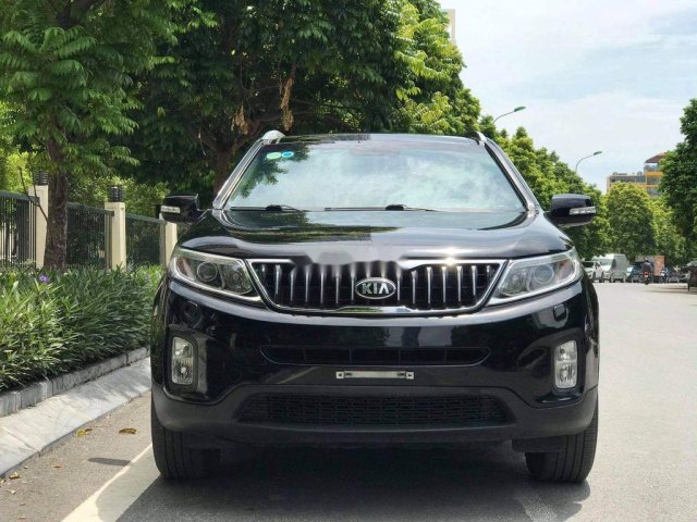 Cần bán Kia Sorento năm sản xuất 2018, màu đen, xe nhập, 755tr