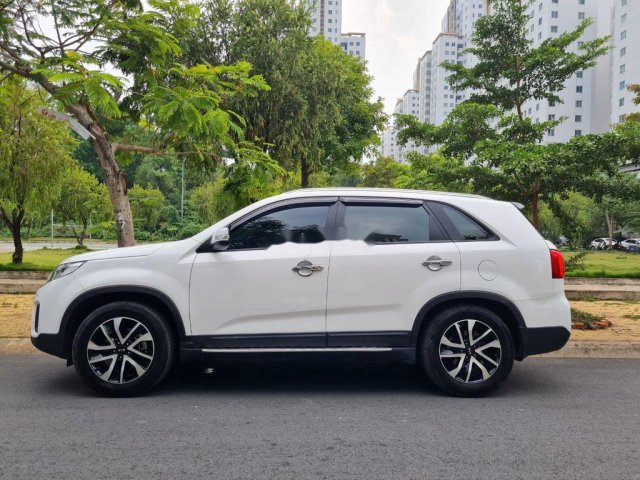 Bán ô tô Kia Sorento đời 2019, màu trắng còn mới0