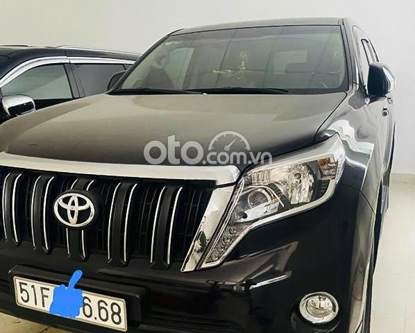 Bán xe Toyota Prado sản xuất 2016, màu đen, xe nhập còn mới