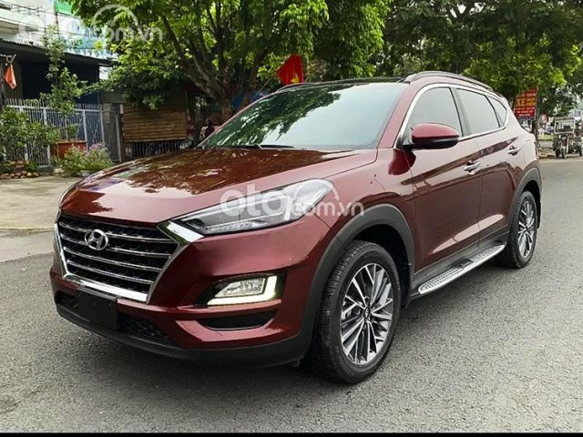 Cần bán xe Hyundai Tucson 2.0 ATH năm 2020, màu đỏ số tự động, 839tr0