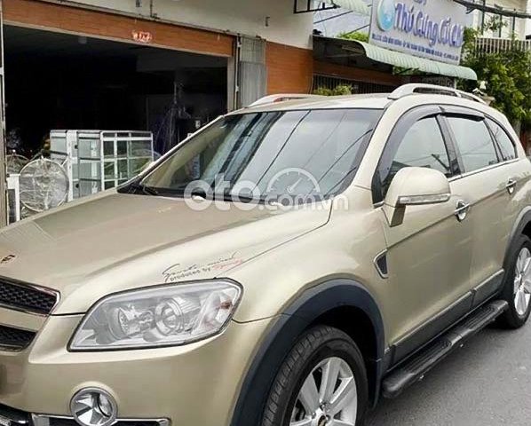 Cần bán Chevrolet Captiva LTZ 2.4AT đời 2009, màu vàng cát số tự động