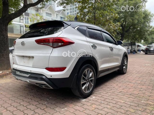 Xe Hyundai Tucson sản xuất năm 2018, màu trắng0