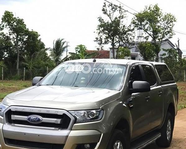 Bán Ford Ranger XLS 2.2L 4x2 MT sx 2016 màu vàng cát0