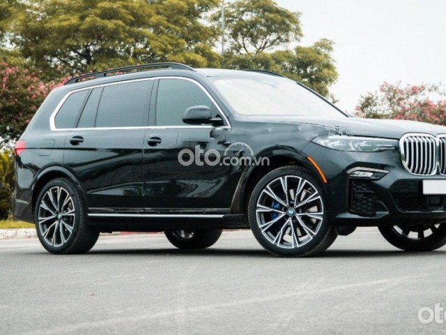 Cần bán BMW X7 sản xuất năm 2019, màu đen, xe nhập còn mới0