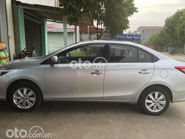 Bán Toyota Vios 1.5E sản xuất 2016, màu bạc 0