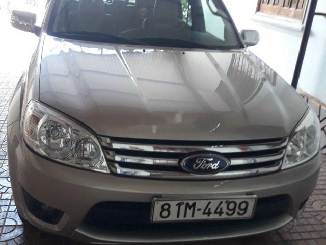 Bán xe Ford Escape đời 2010, màu bạc, nhập khẩu xe gia đình0