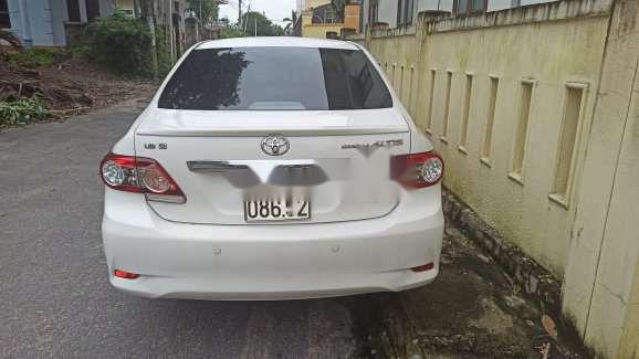 Bán xe Toyota Corolla Altis đời 2008, màu trắng, nhập khẩu nguyên chiếc