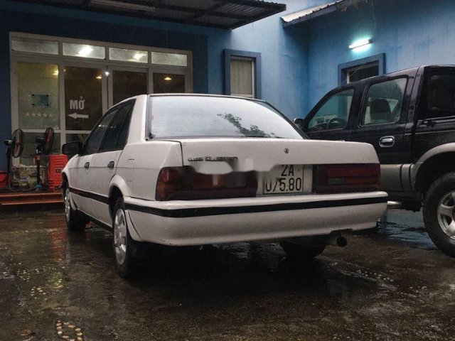 Xe Nissan Bluebird đời 1992, nhập khẩu nguyên chiếc, giá 45tr0