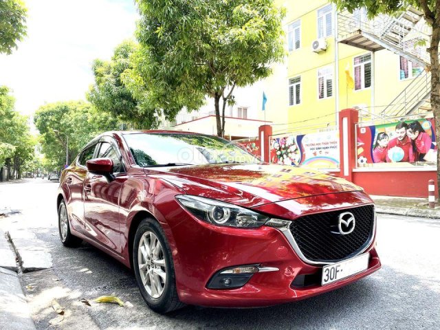 Bán Mazda 3 Sedan 1.5AT 2018, xe giá thấp, còn mới0