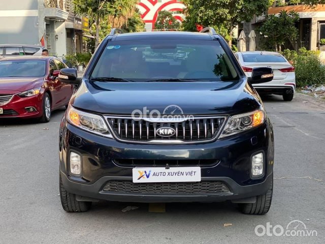 Bán ô tô Kia Sorento sản xuất năm 2017, màu xanh lam, 708tr0