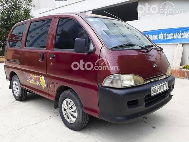 Cần bán gấp Daihatsu Citivan sản xuất năm 2004, màu đỏ giá cạnh tranh