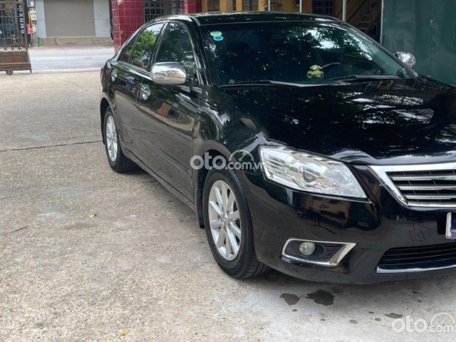 Bán xe Toyota Camry sản xuất năm 2011, màu đen, nhập khẩu còn mới