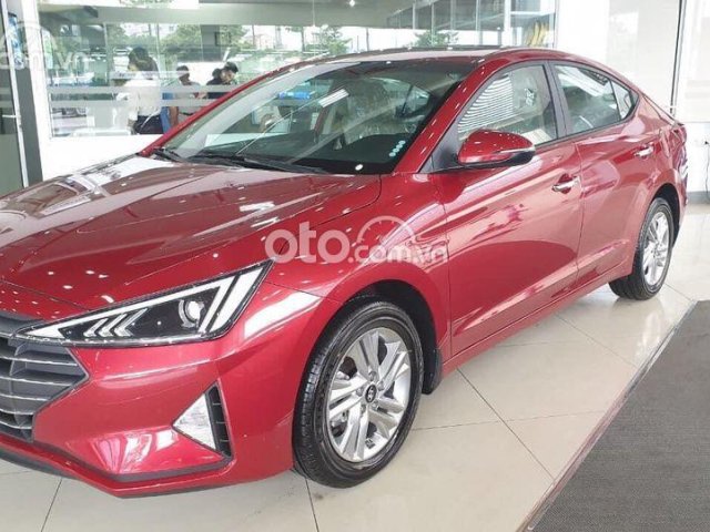 Bán ô tô Hyundai Elantra đời 2021, màu đỏ, 575 triệu