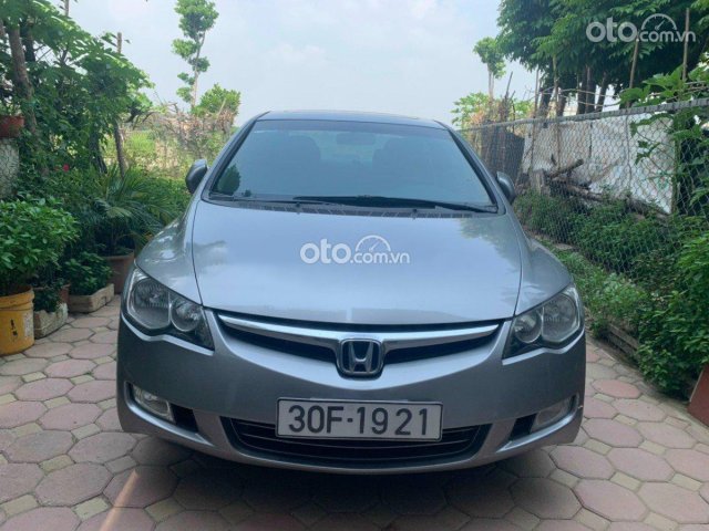 Cần bán xe Honda Civic 2.0 AT sản xuất năm 2007, màu bạc0