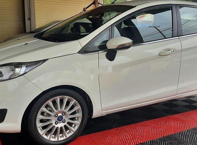 Bán ô tô Ford Fiesta năm 2016, 415tr0