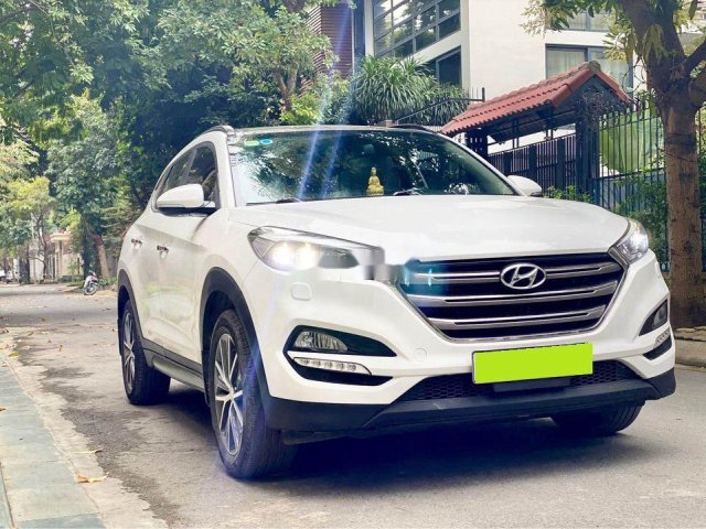 Bán ô tô Hyundai Tucson năm 2015, màu trắng, xe nhập, 622 triệu0