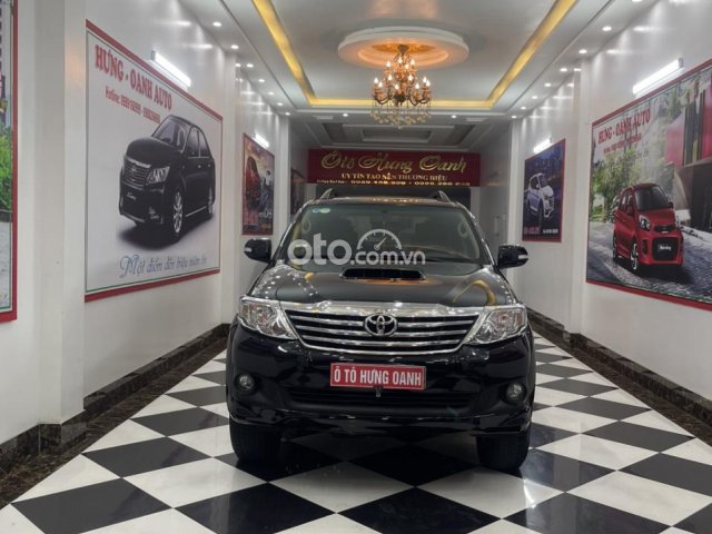 Cần bán Toyota Fortuner sản xuất 2013, màu đen, giá tốt