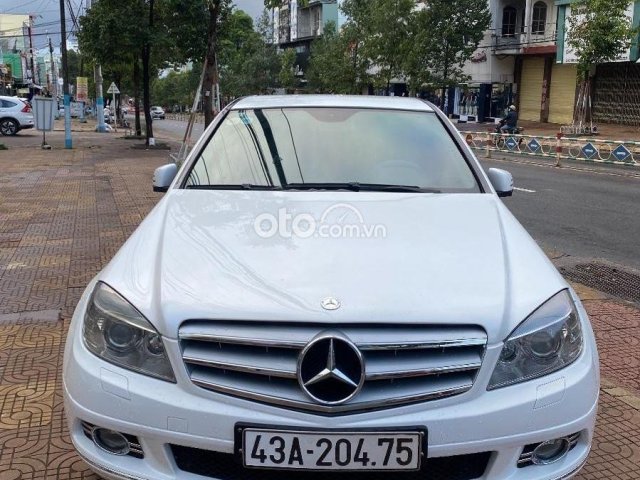 Bán xe Mercedes C200 năm 2010, màu trắng còn mới, giá 395tr0