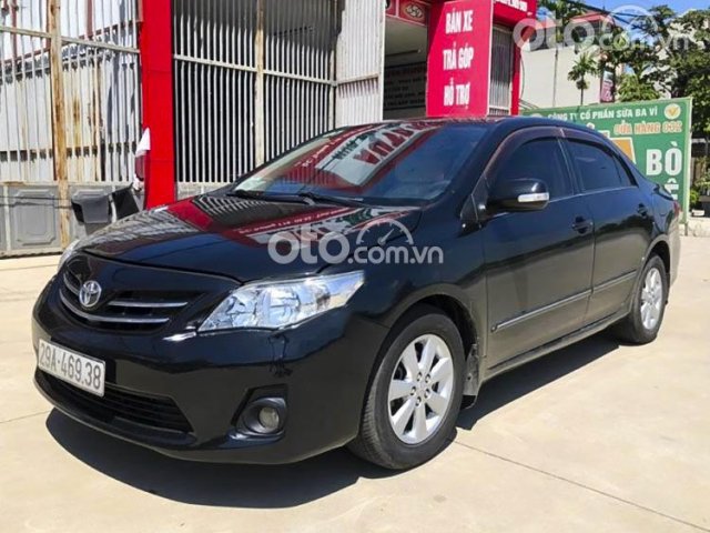 Bán Toyota Corolla Altis đời 2011, màu đen  0