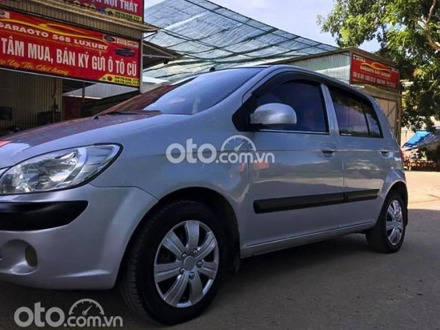 Cần bán gấp Hyundai Getz 1.1 MT năm sản xuất 2009, màu bạc, nhập khẩu nguyên chiếc0