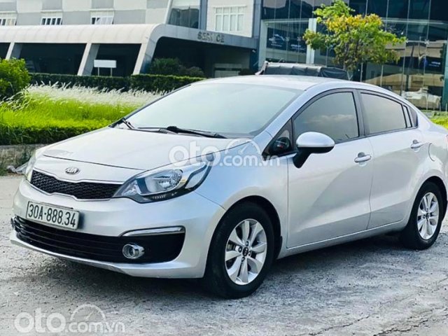 Cần bán lại xe Kia Rio MT sản xuất 2015, màu bạc, nhập khẩu nguyên chiếc còn mới