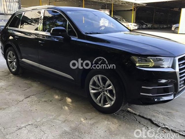 Bán Audi Q7 sản xuất năm 2016, màu đen, nhập khẩu0