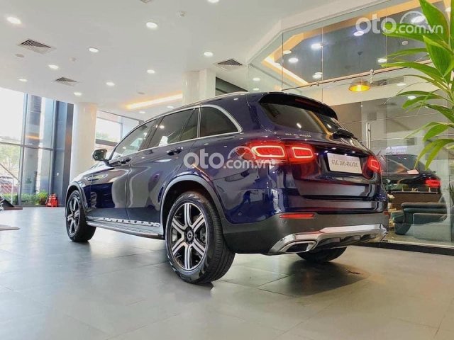 Bán Mercedes GLC200 4Matic sản xuất năm 2021, màu xanh lam0