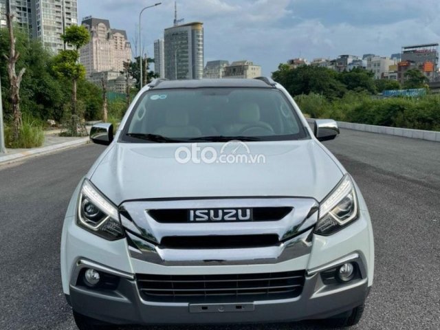 Cần bán gấp Isuzu mu-X năm sản xuất 2019, màu trắng, nhập khẩu, giá chỉ 720 triệu0