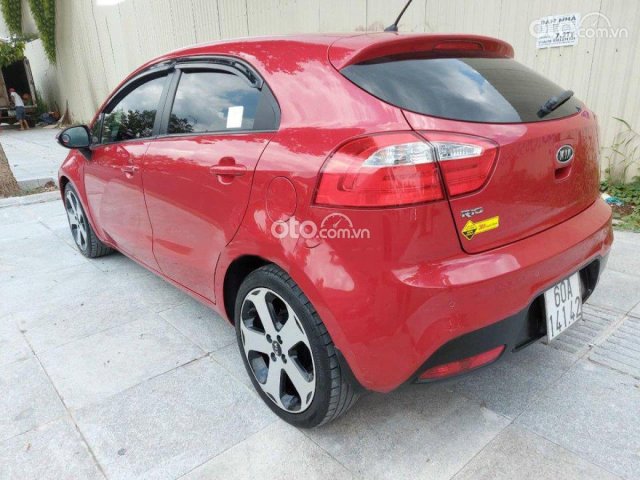 Bán Kia Rio năm sản xuất 2011, màu đỏ còn mới giá cạnh tranh