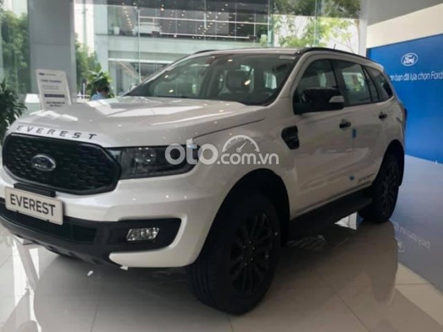 Bán xe Ford Everest 2.0L 4x2 AT Sport năm sản xuất 2021, màu trắng.0