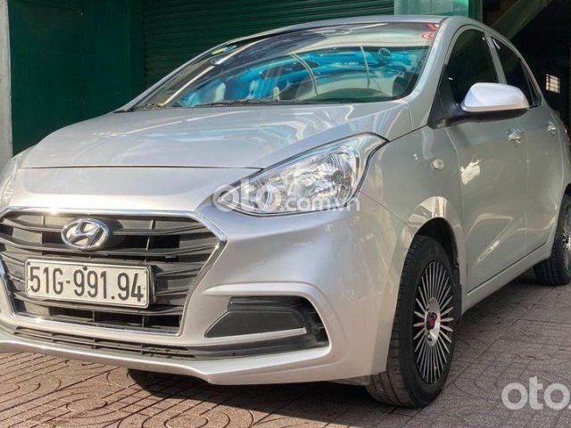 Bán Hyundai Grand i10 đời 2019, màu bạc, 290tr0