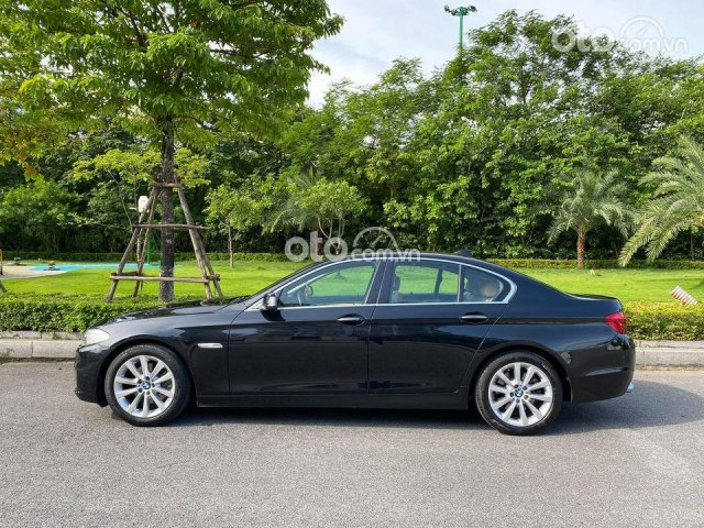 Cần bán lại xe BMW 528i sản xuất 2012, màu đen0