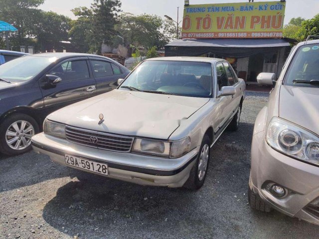 Cần bán lại xe Toyota Cressida đời 1993, giá 88tr0