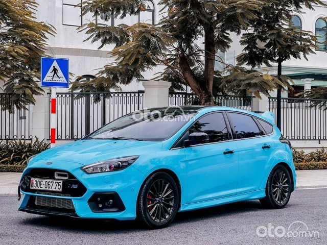 Bán xe Ford Focus năm 2016, màu xanh lam, giá chỉ 580 triệu0