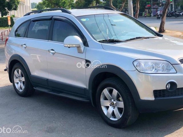 Bán Chevrolet Captiva LT 2.4 MT sản xuất năm 2008, màu bạc còn mới giá cạnh tranh