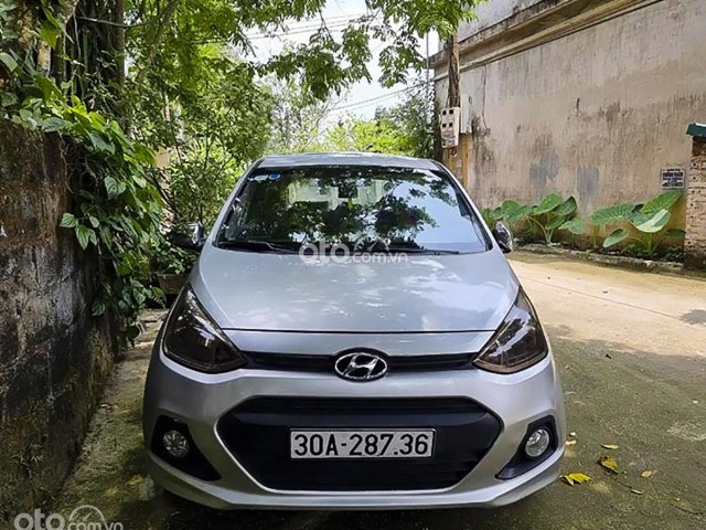 Bán xe Hyundai Grand i10 đời 2014, màu bạc, nhập khẩu nguyên chiếc