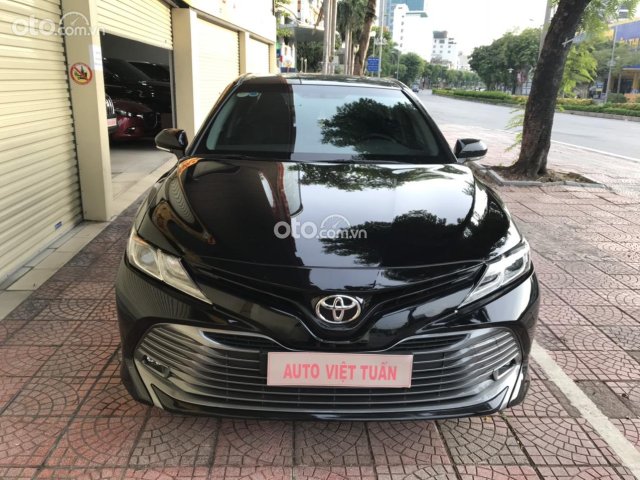 Cần bán gấp Toyota Camry 2.0G sản xuất năm 2019, nhập khẩu nguyên chiếc0