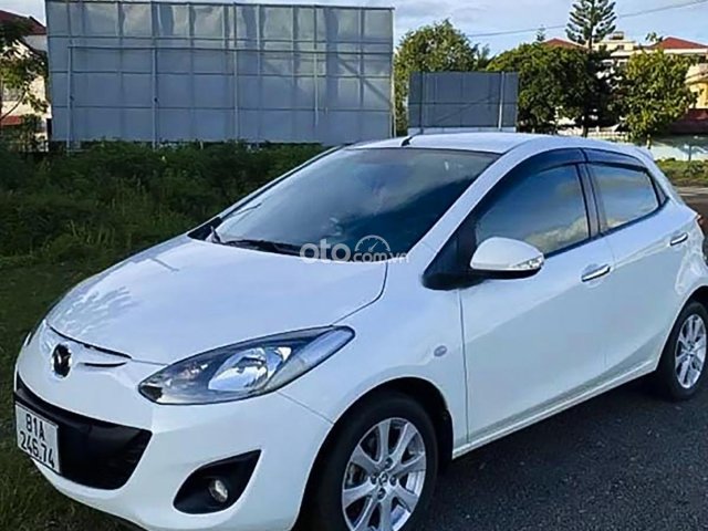 Cần bán Mazda 2 1.5 AT sản xuất 2012, màu trắng, giá chỉ 316 triệu