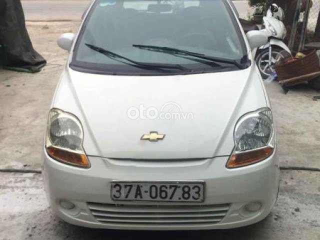 Bán Chevrolet Spark LT 0.8 MT sản xuất 2009, màu trắng, giá chỉ 75 triệu