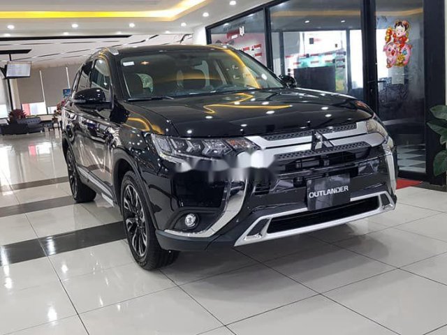 Bán Mitsubishi Outlander năm 2021, xe nhập, 825tr0