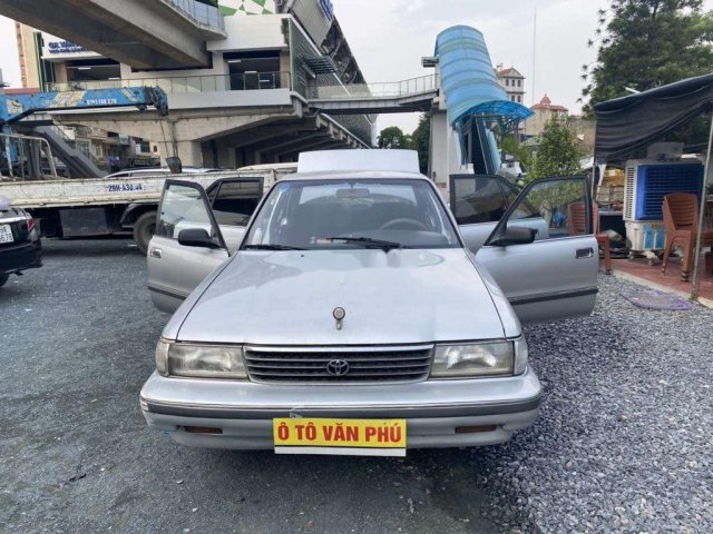 Cần bán xe Toyota Cressida sản xuất năm 1997, màu bạc, nhập khẩu nguyên chiếc, giá chỉ 125 triệu0