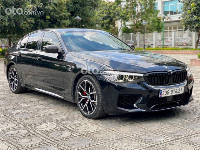 Xe BMW 520i sản xuất năm 2018, màu đen, nhập khẩu0