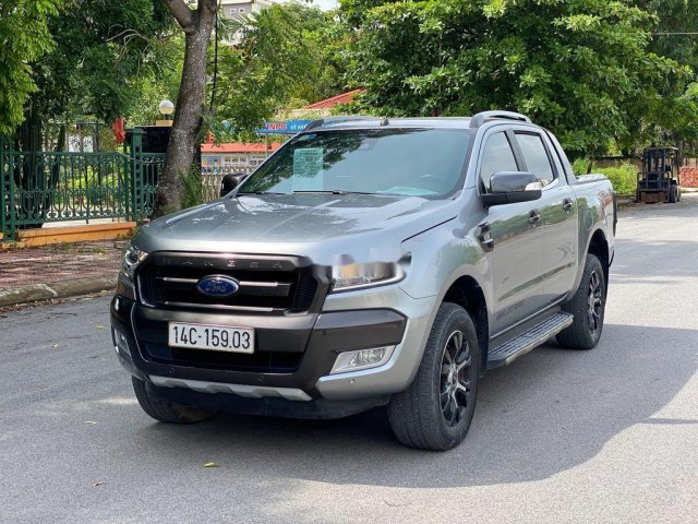 Bán Ford Ranger Wildtrak 3.2 sản xuất 2016, màu bạc, nhập khẩu nguyên chiếc số tự động, giá 695tr0