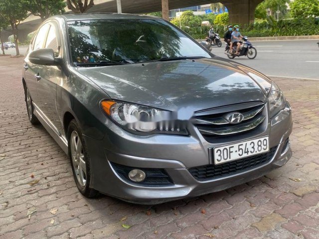 Cần bán xe Hyundai Avante đời 2013, màu xám số tự động, giá 340tr0