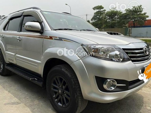 Bán Toyota Fortuner 2.5G sản xuất 2016, màu bạc còn mới, giá chỉ 700 triệu